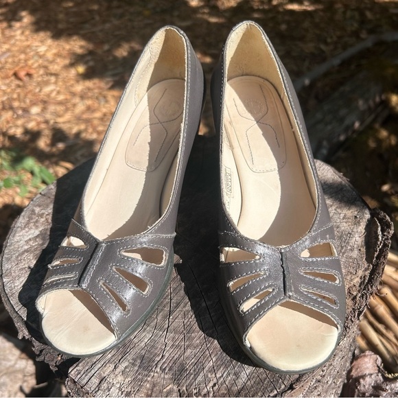 Dr Martens Pump Maria Cut Out Peep Toe Grey Palatine 13110020 Doc Martins Size 7 - Picture 2 of 12